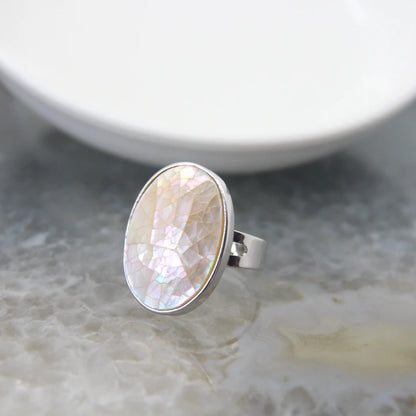 Luckacco Natural Beautiful Abalone Shell Adjustable Rings, Pearl Classic Round Shape Rings,Finger Rings Reiki Heal Geode Rings Jewelry