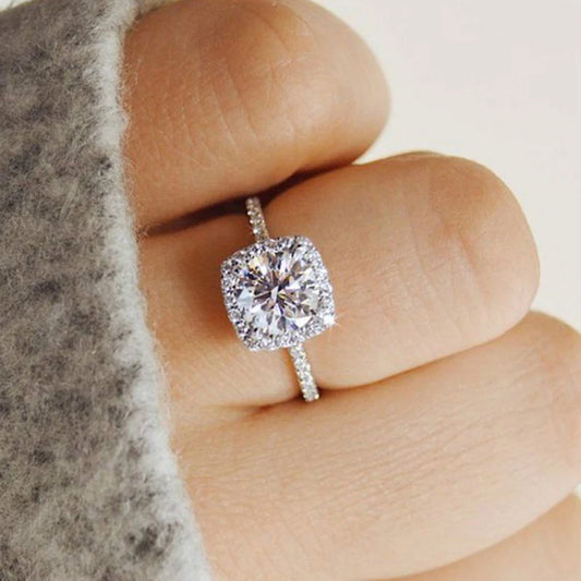 Luckacco SUMENG 2024 New Trendy Crystal Engagement Claws Design White Zircon Cubic Elegant Ring For Women Wedding Jewelry Gifts
