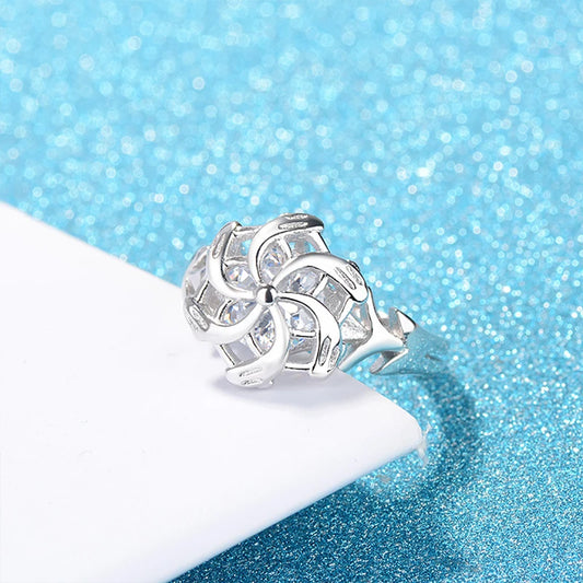 Luckacco 2023 New Fashion Silver Color Wedding Ring For Women Men The Galadriel Nenya Windmill Shape Jewelry Christmas Friends Gift