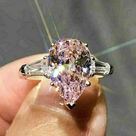 Luckacco Style Pink Sparkling Zircon Princess Square Engagement Ring for Ladies and Girlfriends Luxury Proposal  Gift Fashion Jewelry
