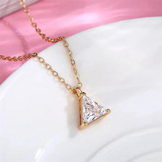 Luckacco Caoshi Brilliant Triangular Pendant Necklace for Women Exquisite Everyday Jewelry with Simple Style Fashionable Versatile Neck