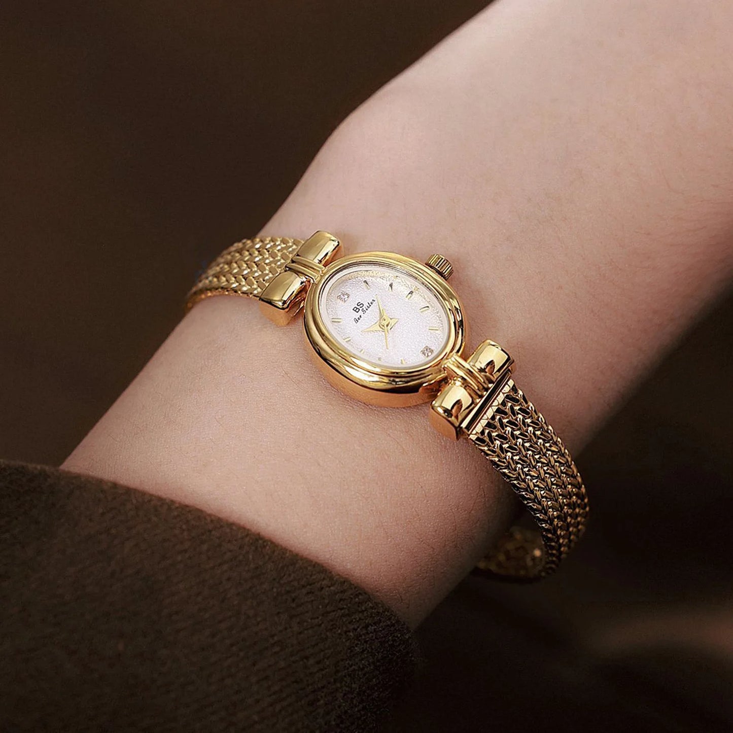 luckacco high quality women watches 2025 vintage luxury jewelry wheat bracelet quartz ladies watch small dial elegant watch for women