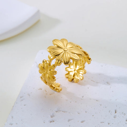 Luckacco Trendy Gold Color Stainless Steel Ring for Women Bohemian Shell Starfish Conch Flower Butterfly Heart Ring Party Jewelry Gift