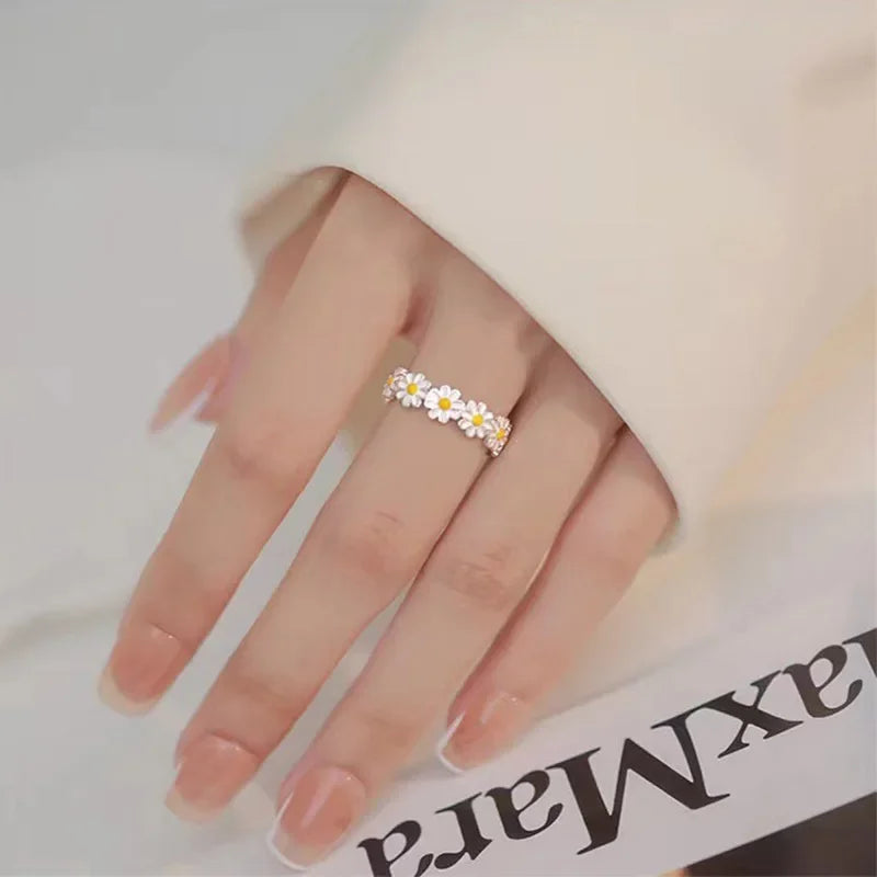 luckacco vintage daisy flower rings for women style adjustable opening finger ring bride wedding engagement statement jewelry