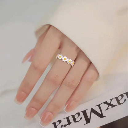 Luckacco Vintage Daisy Flower Rings For Women Style Adjustable Opening Finger Ring Bride Wedding Engagement Statement Jewelry