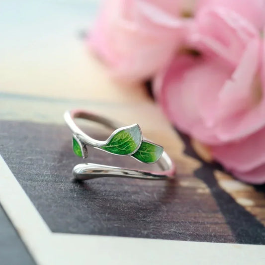 Luckacco Fashion Accessories Green Color Leaves and Twig Wrap Around Ring Silver Color Nature Inspired Fine Jewelry for Women Adjustable