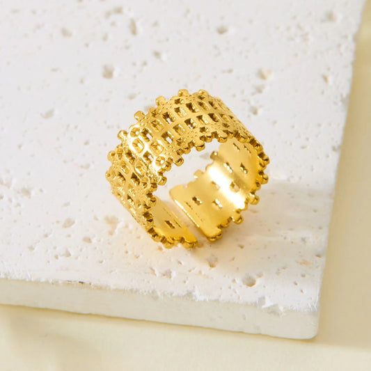 Luckacco Trendy Gold Color Stainless Steel Ring for Women Bohemian Shell Starfish Conch Flower Butterfly Heart Ring Party Jewelry Gift