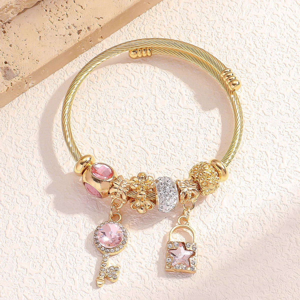 luckacco 1pc women's fashion pan family multi element beaded key lock bracelet bracelet date travel banquet party festival dressing gift