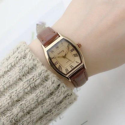 Luckacco Retro Brown Women Watches Qualities Small Ladies Wristwatches Vintage Leather Bracelet Watch Fashion Brand Female Envío Gratis