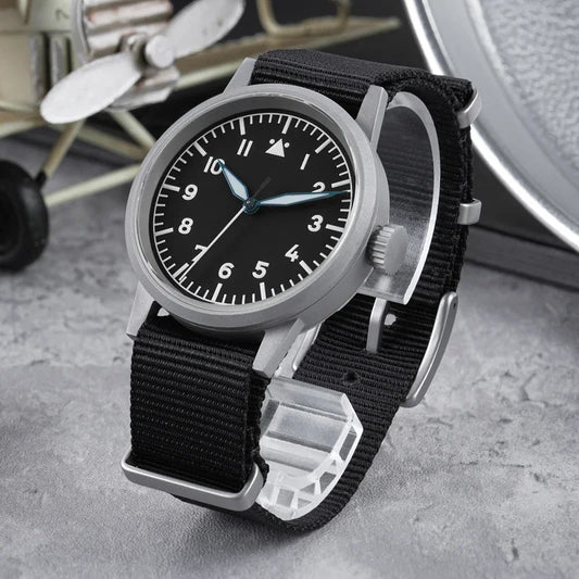 Luckacco Militado ML10 Quartz Watch VH31 Sweeping Second Movement Sapphire Crystal BGW9 Luminous 10Bar Waterproof 36.9mm Vintage Watches