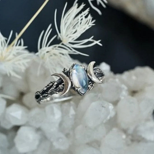 Luckacco daily picks Imitation Moonstone Moon Ring for Women Vintage Party Jewelry Delicate Bohemian Style Finger Accessories for Party