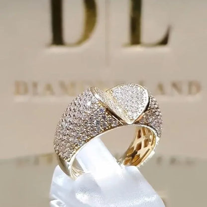 Luckacco Attractive Gold Color Inlaid with White Stone Rings Round Fashion Party Engagement Wedding Rings for Women Jewelry