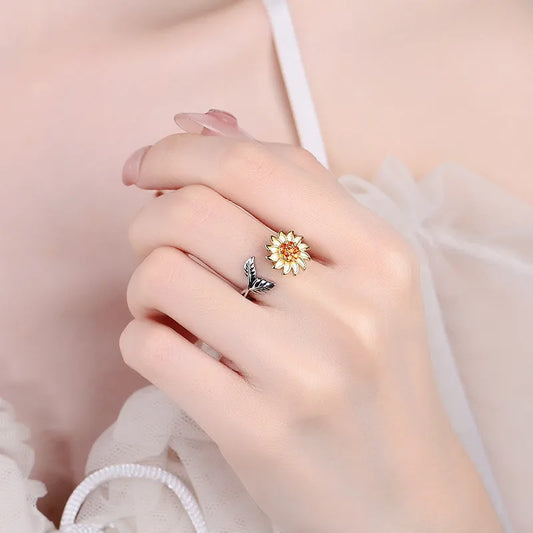 Luckacco Ethnic Mandala Flower Finger Rings for Women Girls Rotating Rose Sun Planet Anxiety Knuckle Ring Anti Stress Jewelry