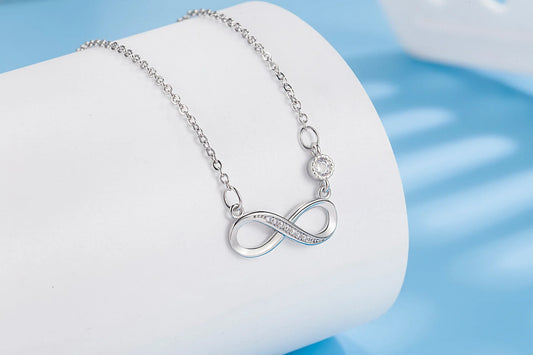 Luckacco Fashion Female Necklace Sterling Silver color Infinite Love 8-word Pendant Necklace for Women Micro Single Zircon Clavicle Chain