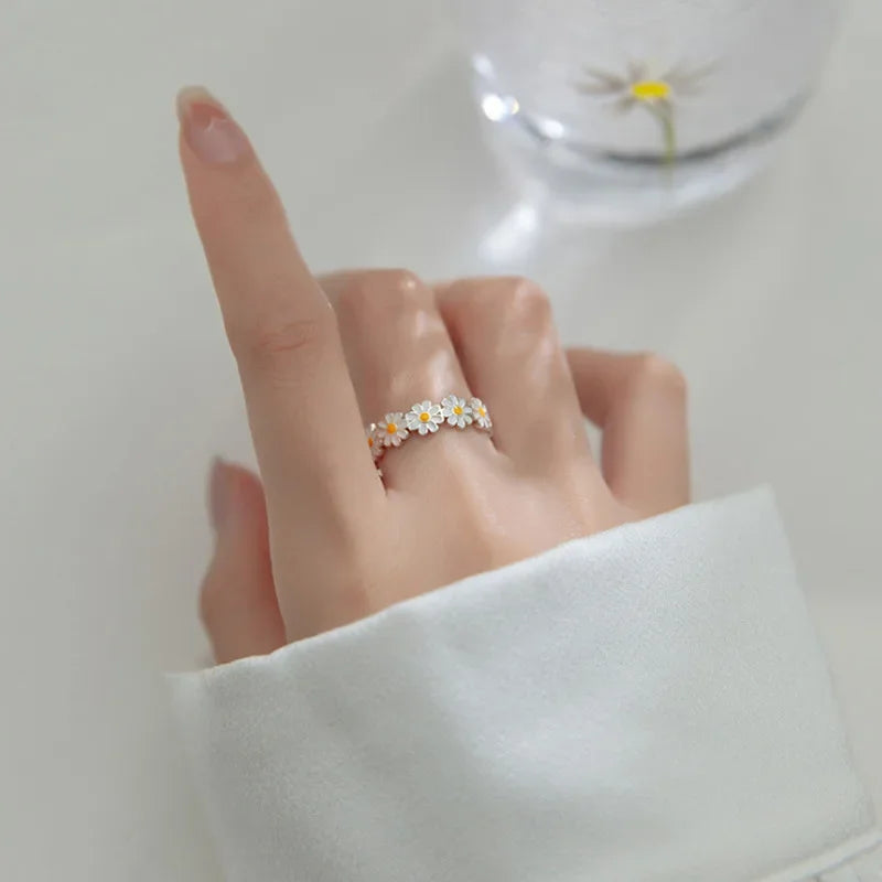 luckacco vintage daisy flower rings for women style adjustable opening finger ring bride wedding engagement statement jewelry