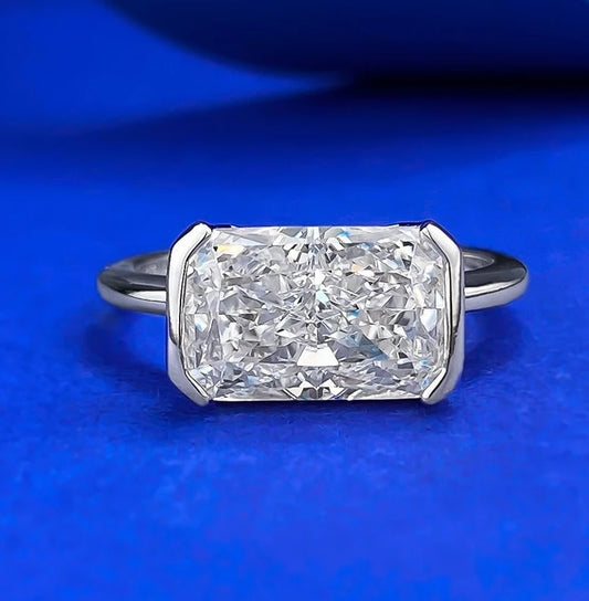Luckacco Vintage style broken ice cut 925 silver ring 7 * 11 high carbon diamond cube candy INS diamond ring light luxury gift