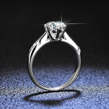 Luckacco Platinum PT950 Moissanite Diamond Rings for Women Wedding Proposal Ring Psychic Six Claw Jewelry Multi-size Available