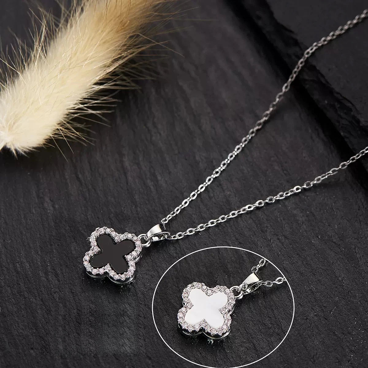 luckacco lucky four-leaf clover cz necklace for women's dynamic fashion birthday gift clavicle chain versatile fashion accessories