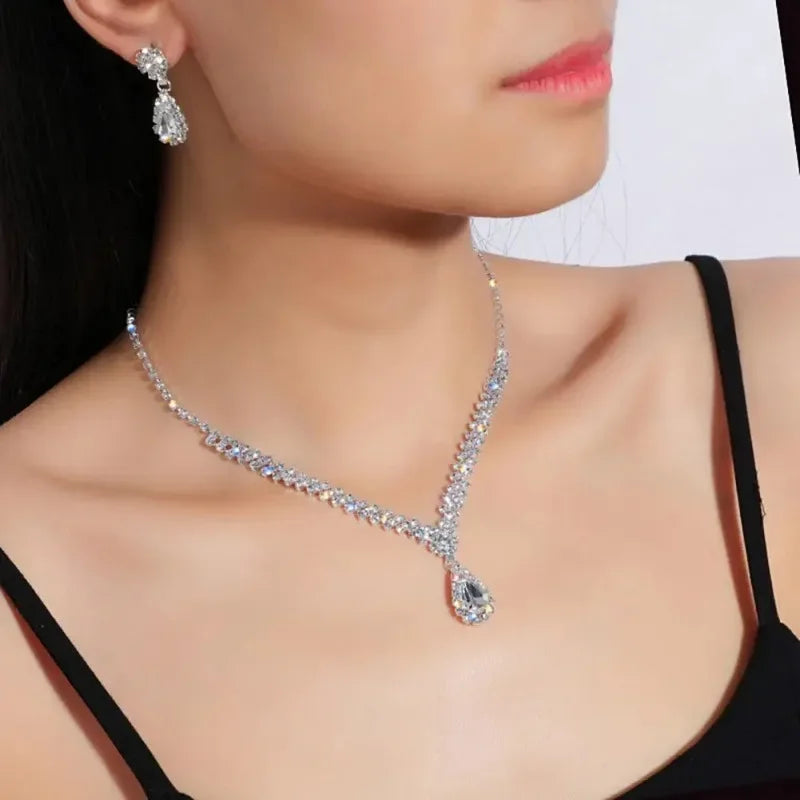 luckacco fashion waterdrop sparkling rhinestone necklace women light luxury jewelry versatile clavicle chain jewellery accessories