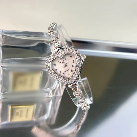 Luckacco Women's Heart Rhinestone Watch with Sparkling Dial & Golden-Tone Alloy Band - Compact Quartz Wristwatch for Everyday Elegance