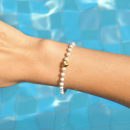 Luckacco Elegant High Quality Imitation Pearl Beads Bracelet for Women, Stainless Steel Heart Charm Bracelet, Waterproof Fashion Jewelry