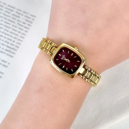 Luckacco Brand Light Luxury Watch Women Retro TV Watch Beimu Dial Gold Waterproof Simple Female Fashion Quartz Clock Bracelet Watches