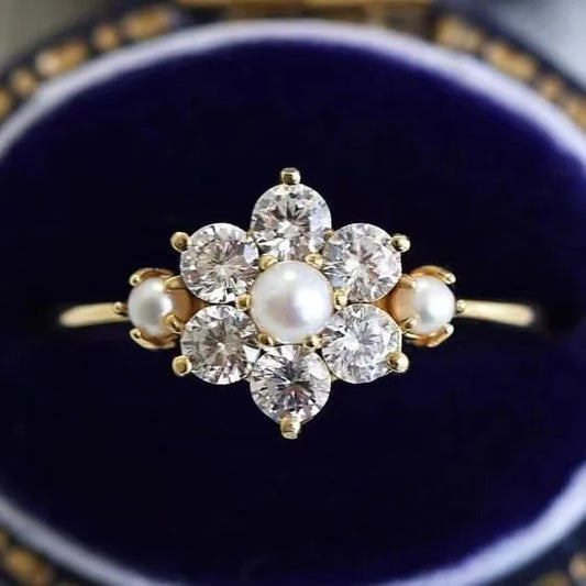 Luckacco Exquisite Gold Color Round Flower Imitation Pearl White Stone Rings Wedding Party Jewelry Rings for Women