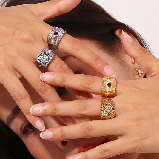 Luckacco MamacitaSlay New Exclusive Stainless Steel Heart Rhinestone Ring Anniversary Design Waterproof Jewelry Statement Rings Men Women