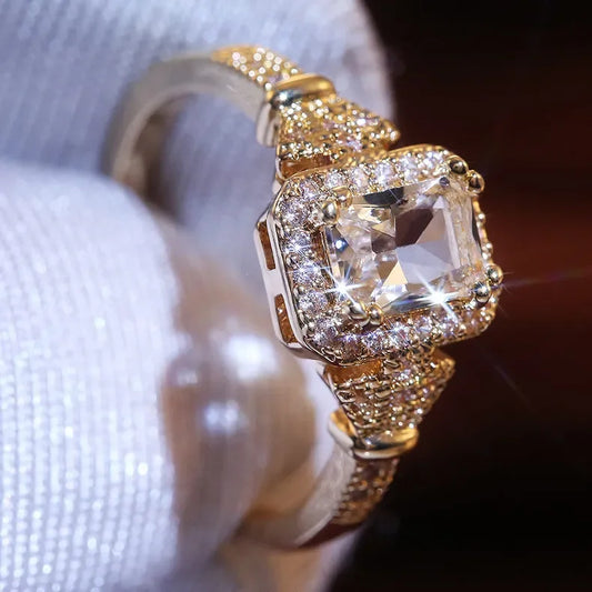 Luckacco New Retro Women Square Royal Princess Stylish Wedding Ladies Finger Ring  Pretty Gift Valentine's Surprise For Wife