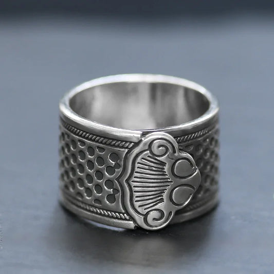 Luckacco Retro Auspicious Cloud Xiangyun Wide Ring Thimble Good Fortune Adjustable Ring Handmade Unisex Designer Jewelry Accessories Gift