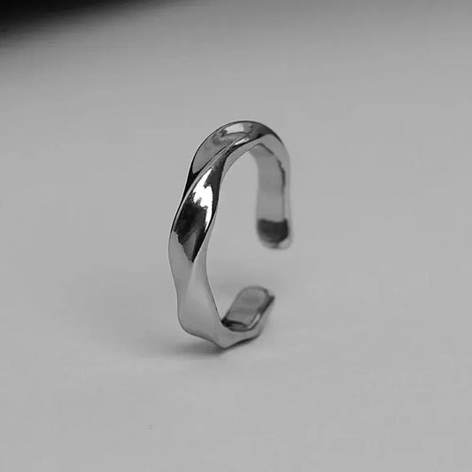 Luckacco Mandala Flower Exquisite Black and White Ring for Women Personality Metal Punk Party Finger Ring Fashion Jewelry Accessories