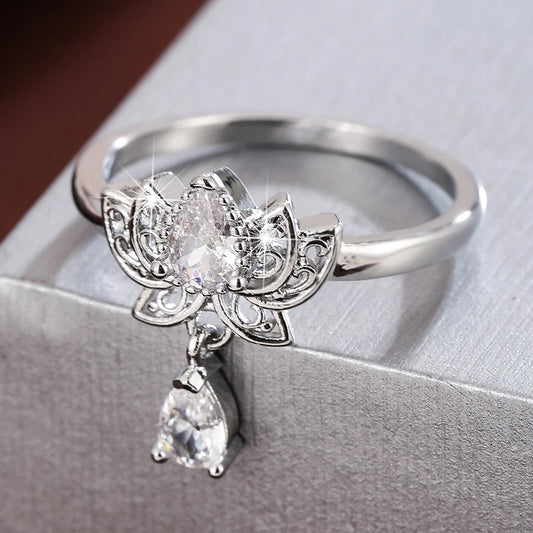 Luckacco Fashion Elegance Lotus Ladies' Ring Synthetic Zirconia Teardrop-Shaped Pendant Ring