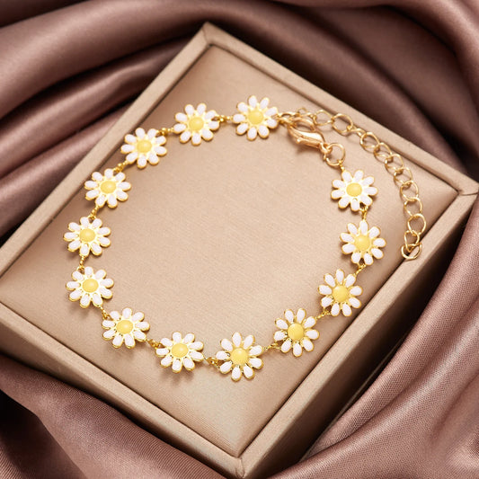 Luckacco Fashion Sweet Flower Daisy Bracelet for Women Girl Y2K Accessories Handmade Colorful Beads Bracelet Boho Summer Pulseras Jewelry