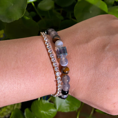 Luckacco Attract Wealth Abundance and Prosperity Bracelet Made of Tiger Eye Stone and Green Healing Crystal Handmade Bracelet for Men and