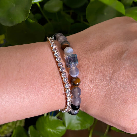 Luckacco Attract Wealth Abundance and Prosperity Bracelet Made of Tiger Eye Stone and Green Healing Crystal Handmade Bracelet for Men and
