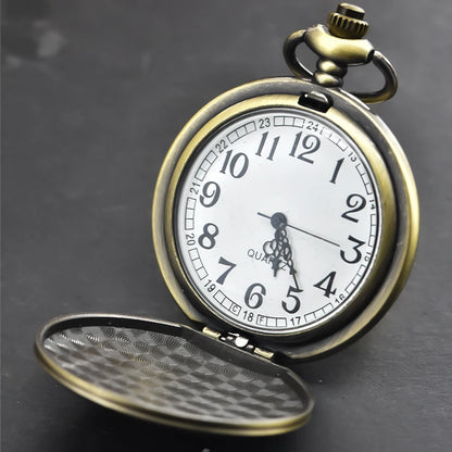 Luckacco Retro Bronze Steampunk Floral Carving Flip-Top Male And Female Student Gift Quartz Necklace Commemorative Pocket Watch