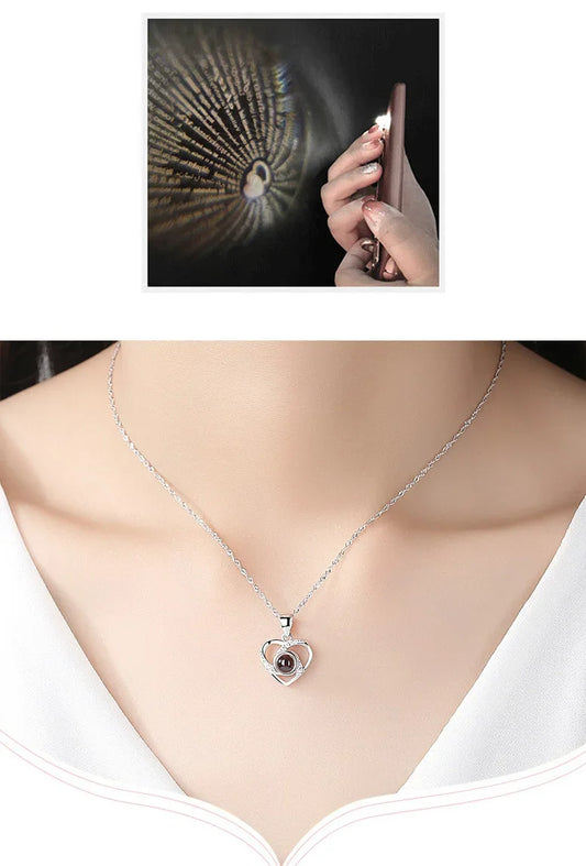 Luckacco Valentine's Day Gift Projection 100 Languages Necklace Simple Heart Shaped Projection Necklace Birthday Lover Family Memory Gift