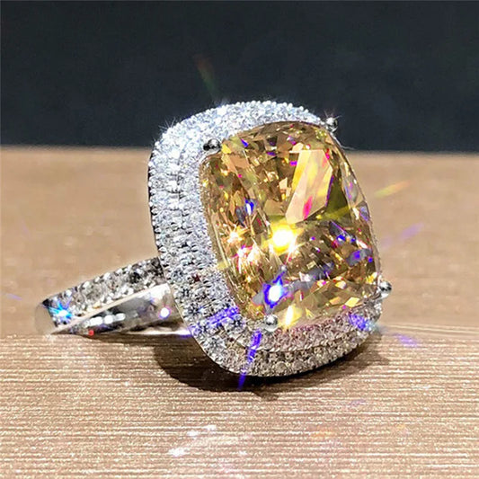 Luckacco New Retro Women Square Royal Princess Stylish Wedding Ladies Finger Ring  Pretty Gift Valentine's Surprise For Wife