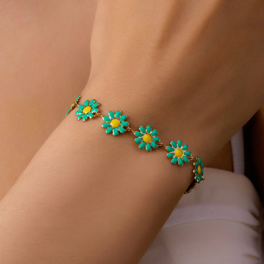 Luckacco Fashion Sweet Flower Daisy Bracelet for Women Girl Y2K Accessories Handmade Colorful Beads Bracelet Boho Summer Pulseras Jewelry