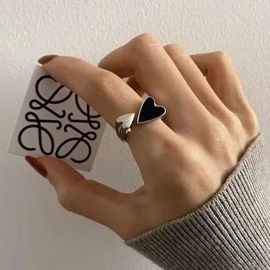 Luckacco Mandala Flower Exquisite Black and White Ring for Women Personality Metal Punk Party Finger Ring Fashion Jewelry Accessories