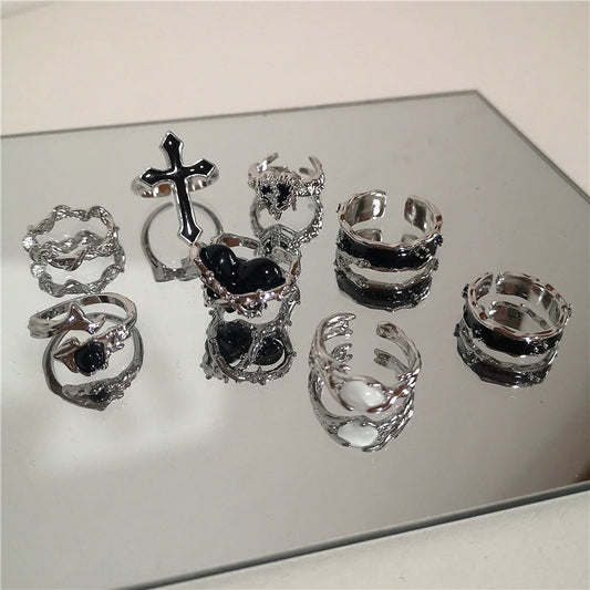Luckacco Punk Harajuku Goth Thorns Black Silver Color Irregular Heart Cross Open Ring For Women Men Lover Vintage 90s Y2K Grunge Jewely