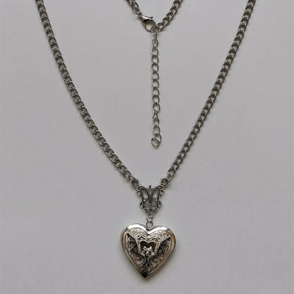 Luckacco Hip-hop Retro Silver Color Stainless Steel Bat Relief Stereo Heart Pendant Necklace for Women Men Fashion Rock Jewellery Gifts