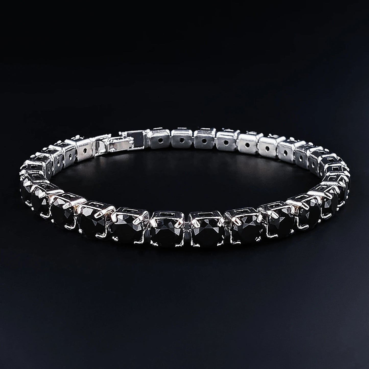 luckacco 2024 new arrival luxury round black color on hand bracelet bangle for women anniversary gift jewelry bulk sell s5787